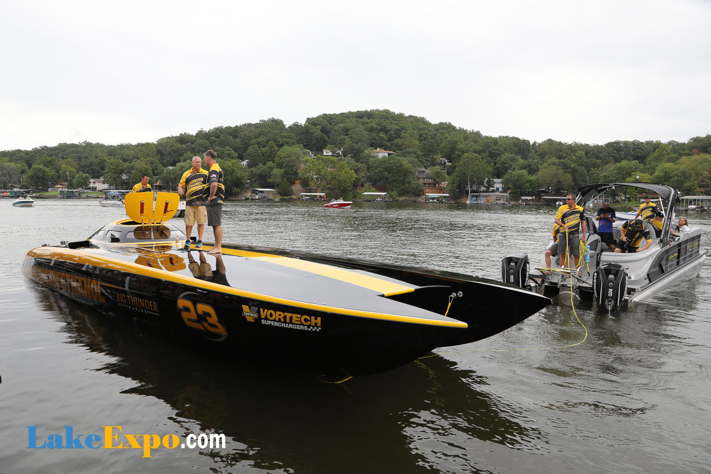 Shootout Boats In The Pits-15.jpg
